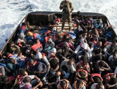 Νέα νίκη της Ιταλίας κατά των ΜΚΟ που λαθροδιακινούν παράνομους μετανάστες: Τους έστειλαν «πακέτο» στην Ισπανία